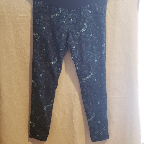 Maternity Pants Size Large - Picture 2 of 4
